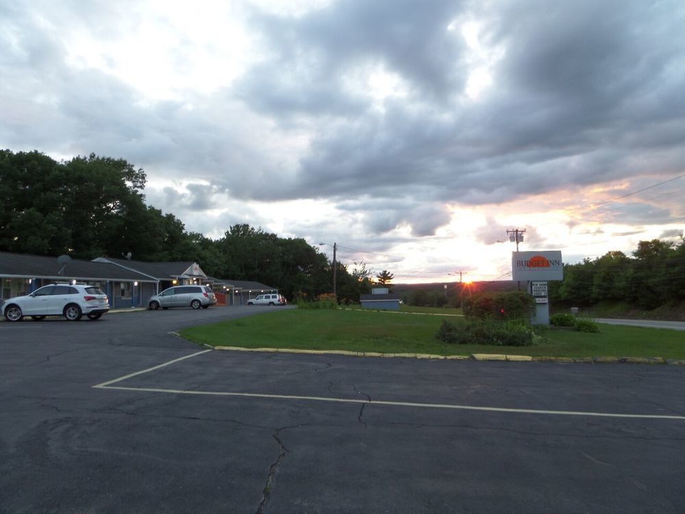 The Inn Of Dayville Bagian luar foto